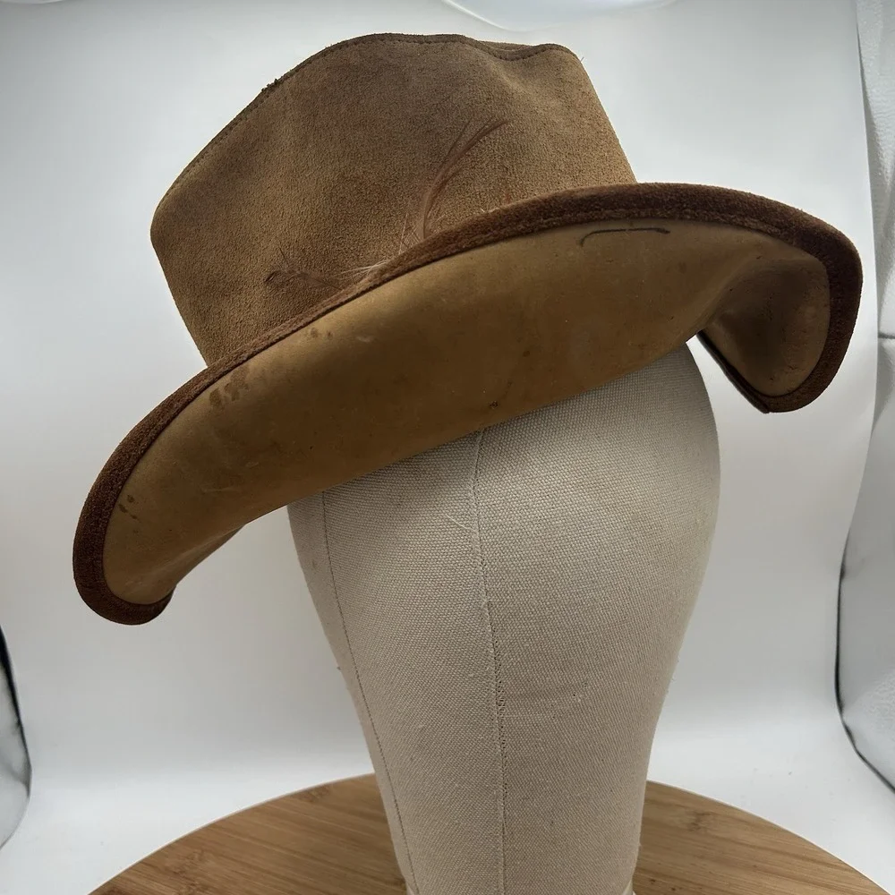VTG  Leather Suede Mens Western SAVOY Hat With Feather Accent Size Medium 6 5/8